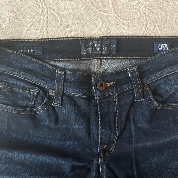 Lucky Brand Charlie Skinny Dark Wash Jeans (Women's 4/27) - Picture 4 of 6